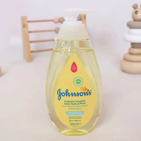 شامپو سر و بدن جانسون